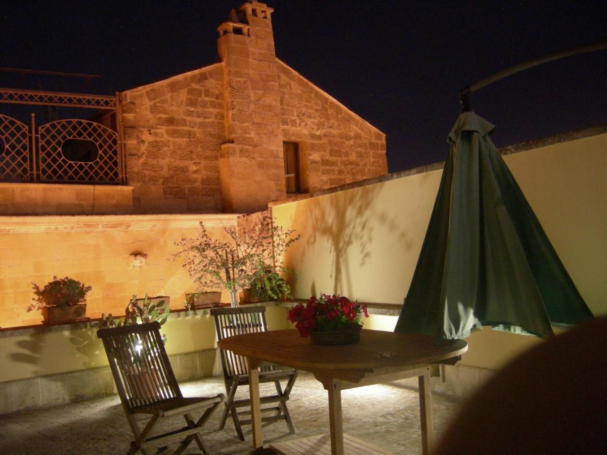 Porta Deuropa Bed & Breakfast Lecce Exterior photo