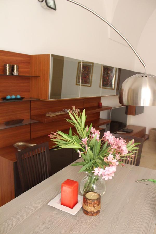 Porta Deuropa Bed & Breakfast Lecce Exterior photo