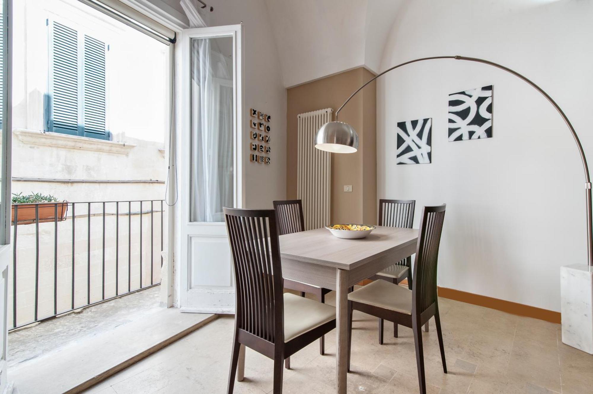 Porta Deuropa Bed & Breakfast Lecce Exterior photo